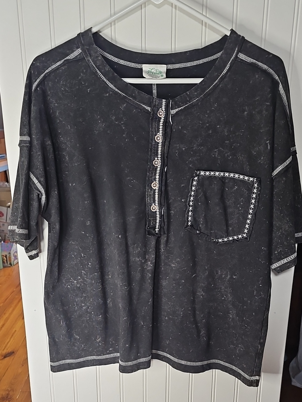 Boutique Women's Washed Black Short-Sleeve Henley Top with Pocket Oversized